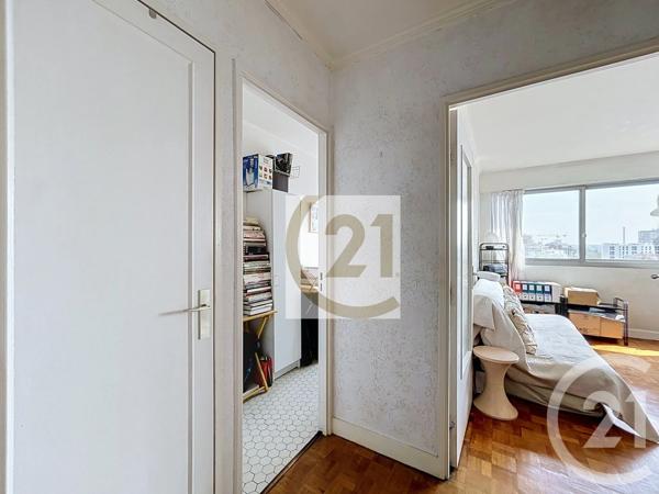 Appartement F2 à vendre  2 pièces - 40,42 m 2   IVRY SUR SEINE  - 94