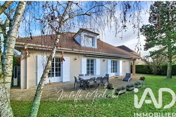 Maison à vendre 8 pièces 195 m² Vernouillet