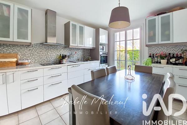 Maison à vendre 8 pièces 195 m² Vernouillet