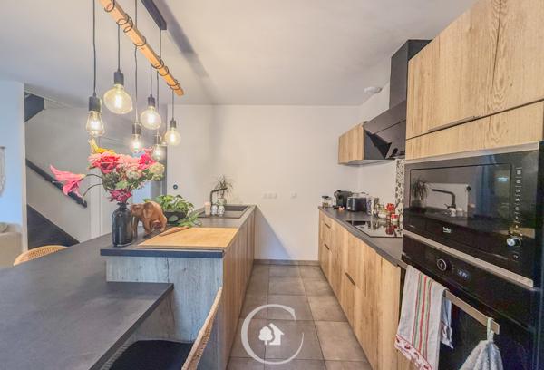 Parempuyre (33290) MAISON T4 - 3 CHAMBRES - JARDIN