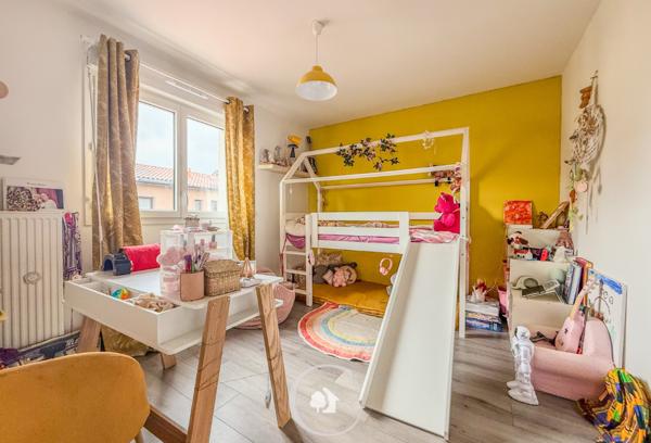 Parempuyre (33290) MAISON T4 - 3 CHAMBRES - JARDIN