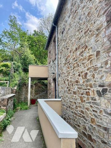 Appartement T2 loué, en parfait état, tout proche de la Gare à Vendre à Lannion (22300) en Côte...