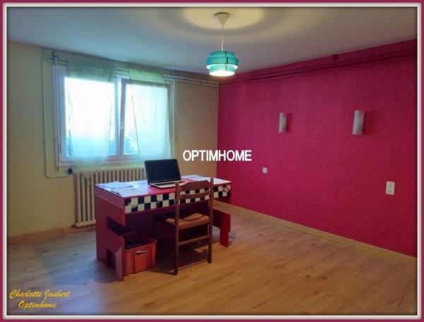 Maison à vendre 7 pièces CHALAIS (16)
