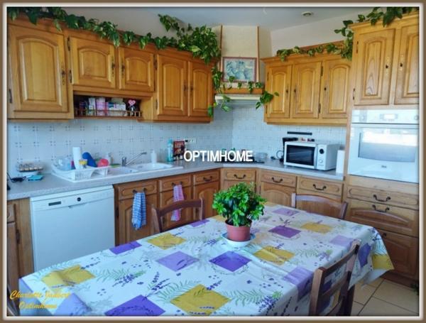 Maison à vendre 7 pièces CHALAIS (16)