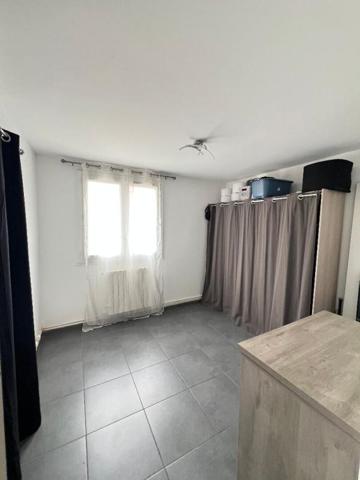 Appartement Valence 4 pièce(s) 55 m2, garage, cave