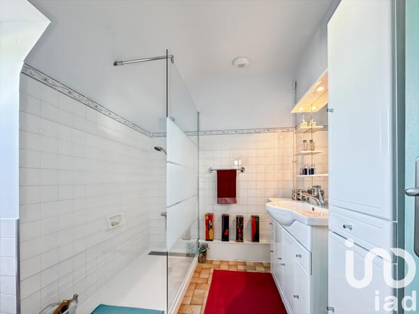 Maison 4 pièces de 80 m² à Riantec (56670)