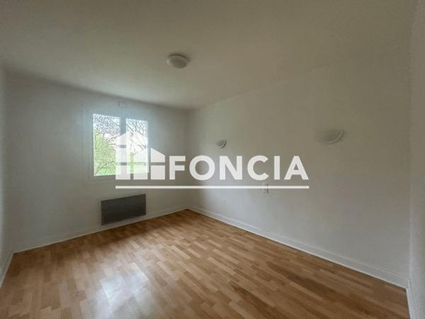 Location Maison 4 pièces 105 m² - 76 IMPASSE PETIT CLOS Saint Jean De Duras 47120