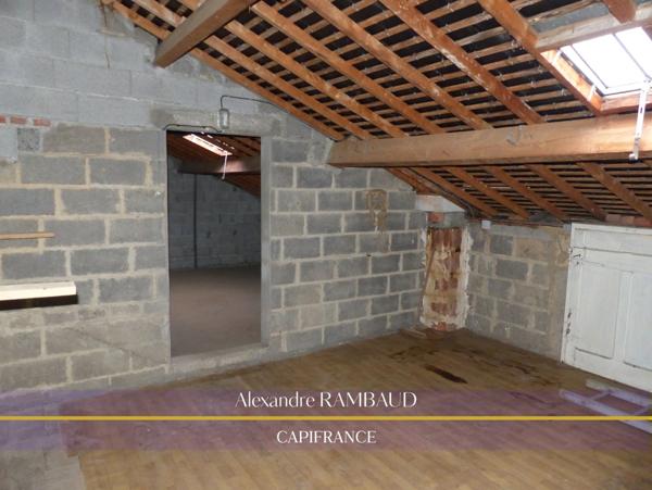 Maison à vendre 5 pièces FOUGERES (35)