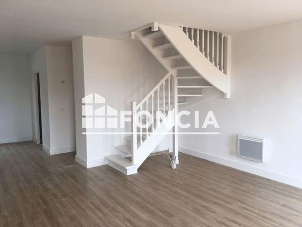 Location Appartement 4 pièces 87.06 m² - AVENUE FERNAND BENOIT Aix En Provence 13090