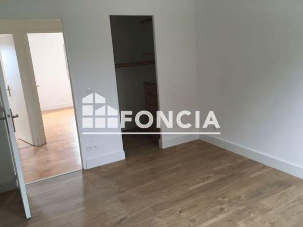 Location Appartement 4 pièces 87.06 m² - AVENUE FERNAND BENOIT Aix En Provence 13090