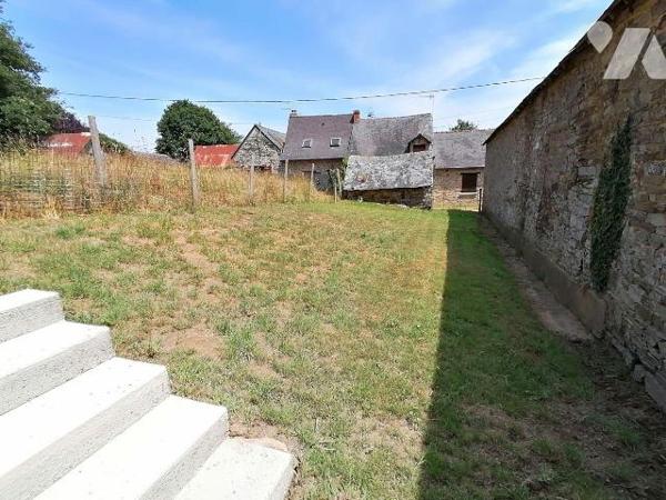 NOUVEAUTE TRENTE CINQ NOTAIRES !! Sur la commune de Bain de Bretagne, dans un hameau à 5 minute...