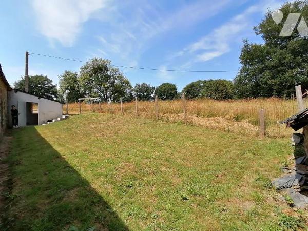 NOUVEAUTE TRENTE CINQ NOTAIRES !! Sur la commune de Bain de Bretagne, dans un hameau à 5 minute...
