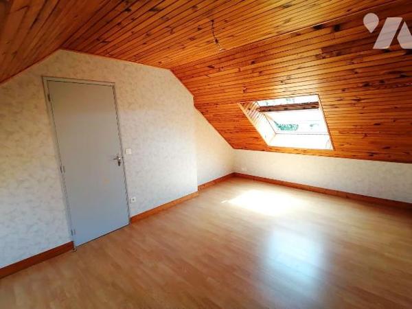 NOUVEAUTE TRENTE CINQ NOTAIRES !! Sur la commune de Bain de Bretagne, dans un hameau à 5 minute...