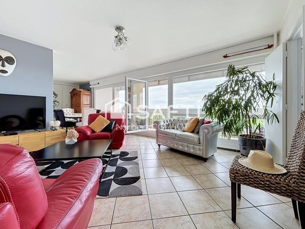 Appartement 4P, vue dégagée, parking S/Sol, cave
