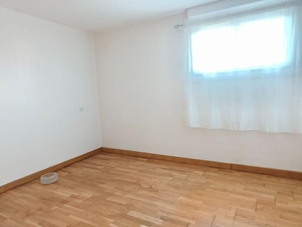 Maison - 6 pièces - 105 m²