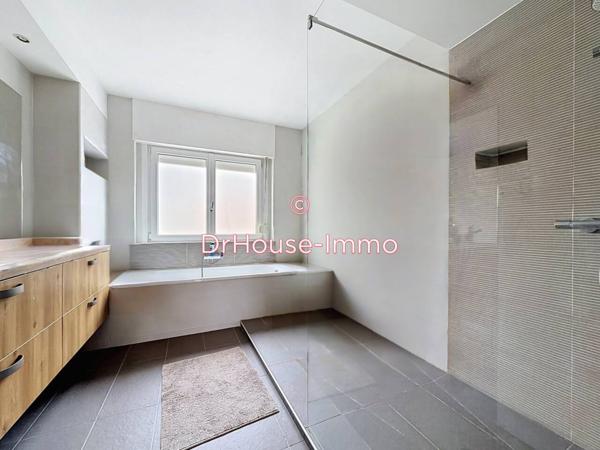 Maison à vendre 7 pièces de 197 m²