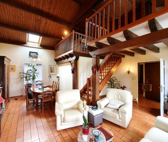 MAISON 4 CHAMBRES FONTAINE LE COMTE