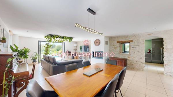 Maison à vendre 9 pièces de 224 m²