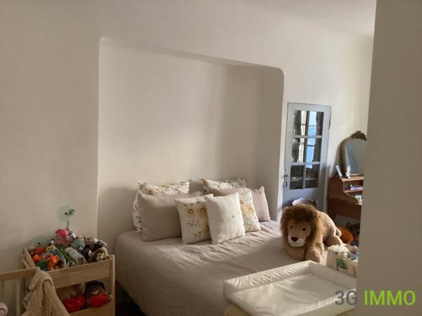 Location / Appartement T6