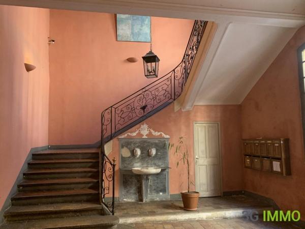 Location / Appartement T6