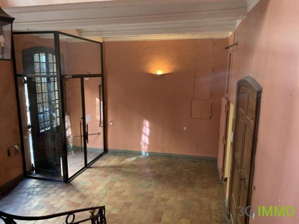 Location / Appartement T6