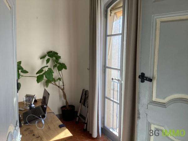 Location / Appartement T6