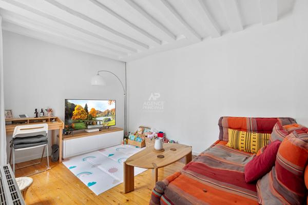 Maison Saint Germain En Laye 2 pièce(s) 45m2 €375 000 ** - Référence 17192