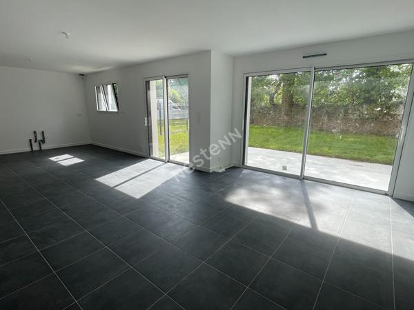 Vente maison neuve a Elven / Centre-ville, jardin, garage, proche commerces et vie de plain pied