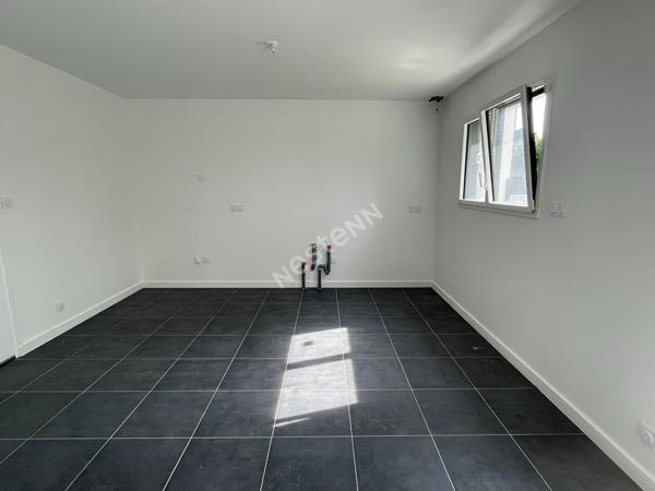 Vente maison neuve a Elven / Centre-ville, jardin, garage, proche commerces et vie de plain pied