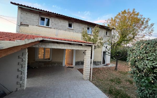 Maison à vendre    5 pièces •  Barbentane