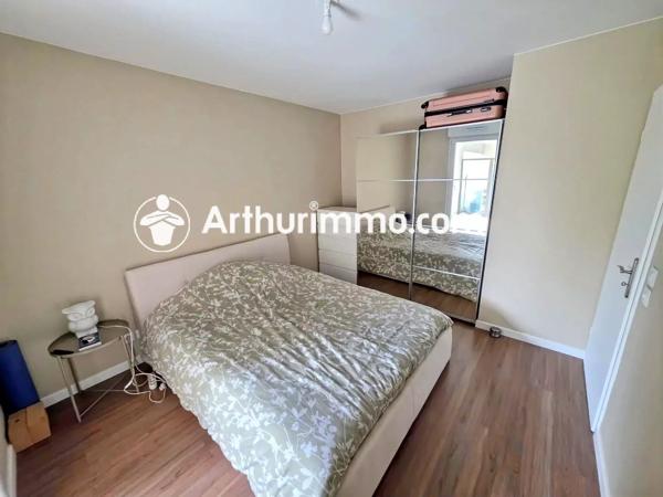 Vente                                                      Appartement
                        
                     2 pièces                      40 m2                     à Lieusaint