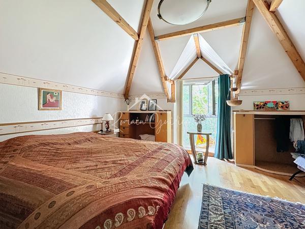 Millau (12100) DUPLEX TYPE 90 M² AVEC PARKING PRIVÉ ET VERANDA + BALCON