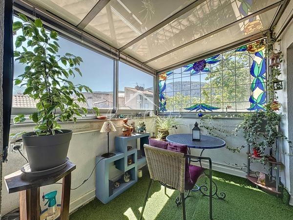 Millau (12100) DUPLEX TYPE 90 M² AVEC PARKING PRIVÉ ET VERANDA + BALCON