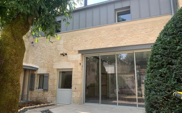 Maison à vendre    3 pièces • 79,66 m2 Poitiers