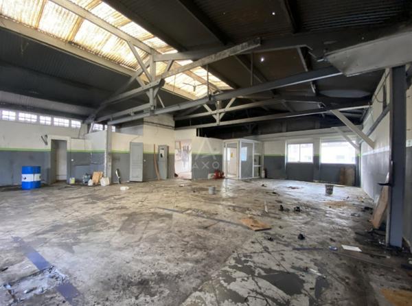 MONTREUIL CENTRE VILLE/ CROIX DE CHAVAUX. ENSEMBLE IMMOBILIER/ BUREAUX, LOFT, APPARTEMENTS/ Promoteurs et professionnels