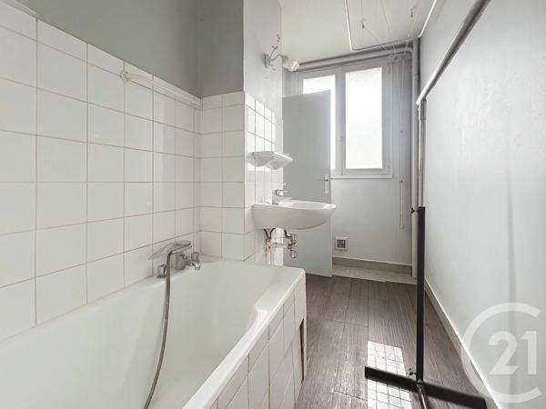 Appartement F3 à vendre  3 pièces - 55,47 m 2   BELFORT  - 90