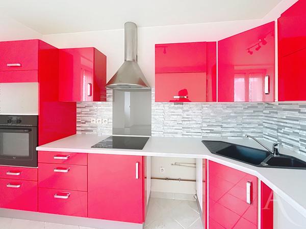 Maison 120 m2 Aubergenville 3/4 chambres, potentiel 44 m2 - Jardin - cave