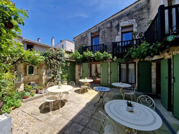 Magnifique maison de ville au cœur d'Eymet
