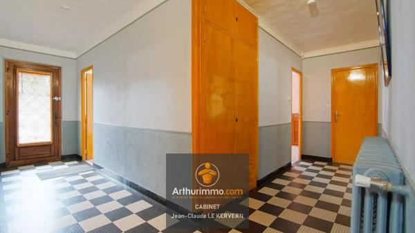 Vente                                                      Maison
                        
                     8 pièces                      160 m2                     à Ploufragan