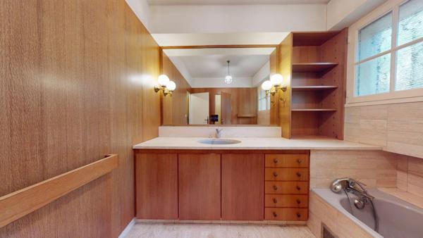 Maison 9 pièces - 248 m²