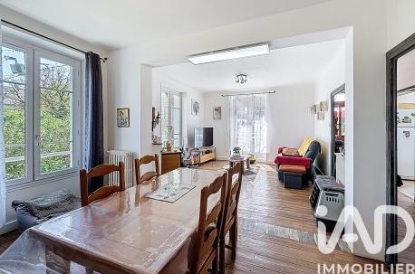 Maison à vendre 10 pièces 244,62 m² Terrasson-Lavilledieu