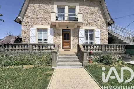 Maison à vendre 10 pièces 244,62 m² Terrasson-Lavilledieu