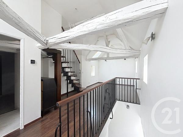 Appartement F3 à vendre  3 pièces - 64,65 m 2   SENS  - 89