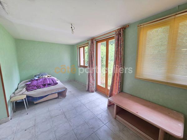 Vente
                Appartement99,3 m² - 6 Pièces -
                    SALIGNY (89100)