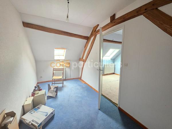 Vente
                Appartement99,3 m² - 6 Pièces -
                    SALIGNY (89100)