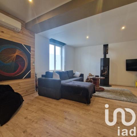 Maison 7 pièces de 190 m² à Raismes (59590)