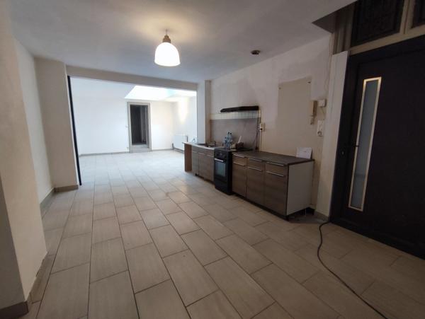 Appartement 2 pièces 62 m² RDC CAMBRAI Centre ville