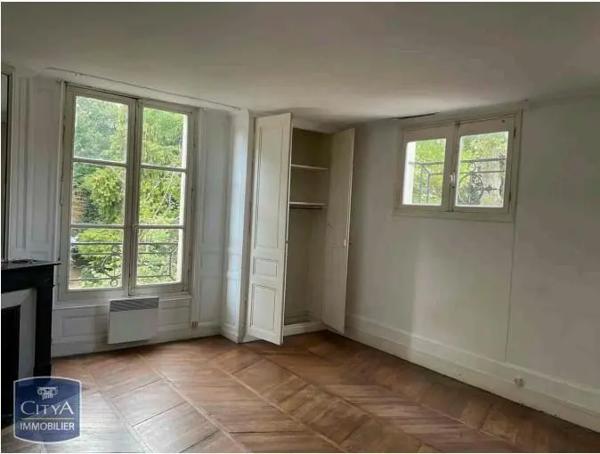 Appartement à louer 1 pièce 49.41m² Tours (37000)
