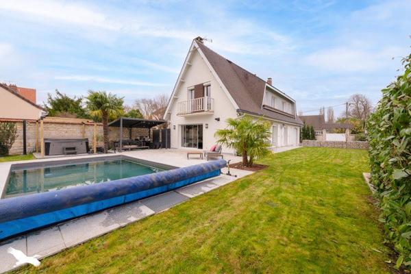 Maison à vendre |  Auvers-sur-Oise |  6 pièces | 165 m²