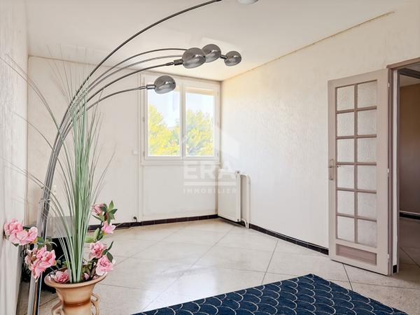 Appartement T3 - 72 m2 La Maurellette dernier étage et vue